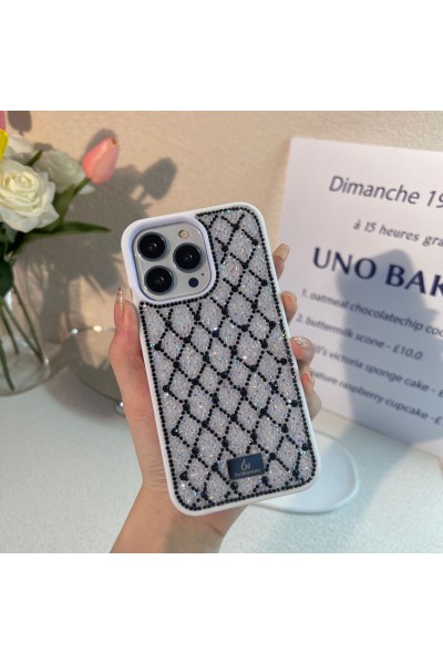 Apple Iphone 11 Uyumlu Parlak Pırlanta Taşlı Baklava Desen Sawaroski Logolu Lux Kılıf Kapak