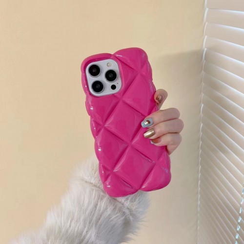 Apple iphone 13  Baklava Tasarımlı Kabarmalı Parlak Silikon Telefon kılıfı