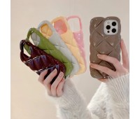 Apple iphone 15 PRO  MAX  Baklava Tasarımlı Kabarmalı Parlak Silikon Telefon kılıfı